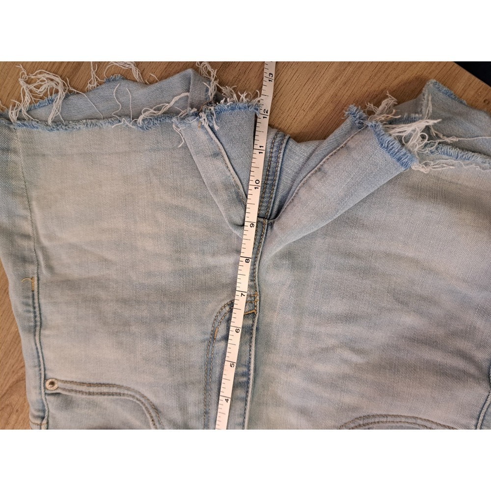 American Eagle Stretch Hi-Rise Shortie Light Wash Jean Shorts W 26 - Picture 7 of 7